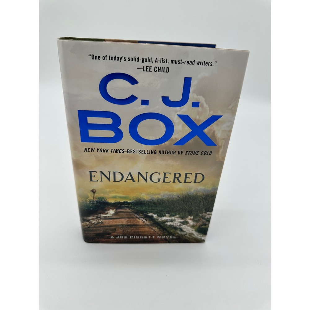 C.J.‎ Box Endangered Joe Pickett Novel Hardcover First Edition Multicolor OS